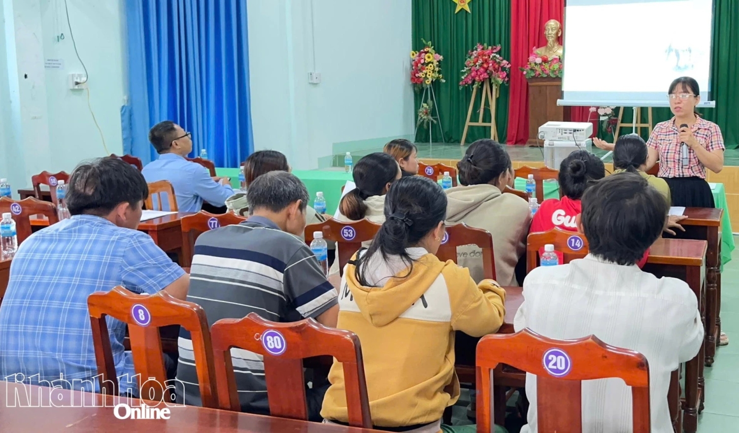 Tập huấn kỹ thuật thâm canh cây táo theo hướng VietGAP