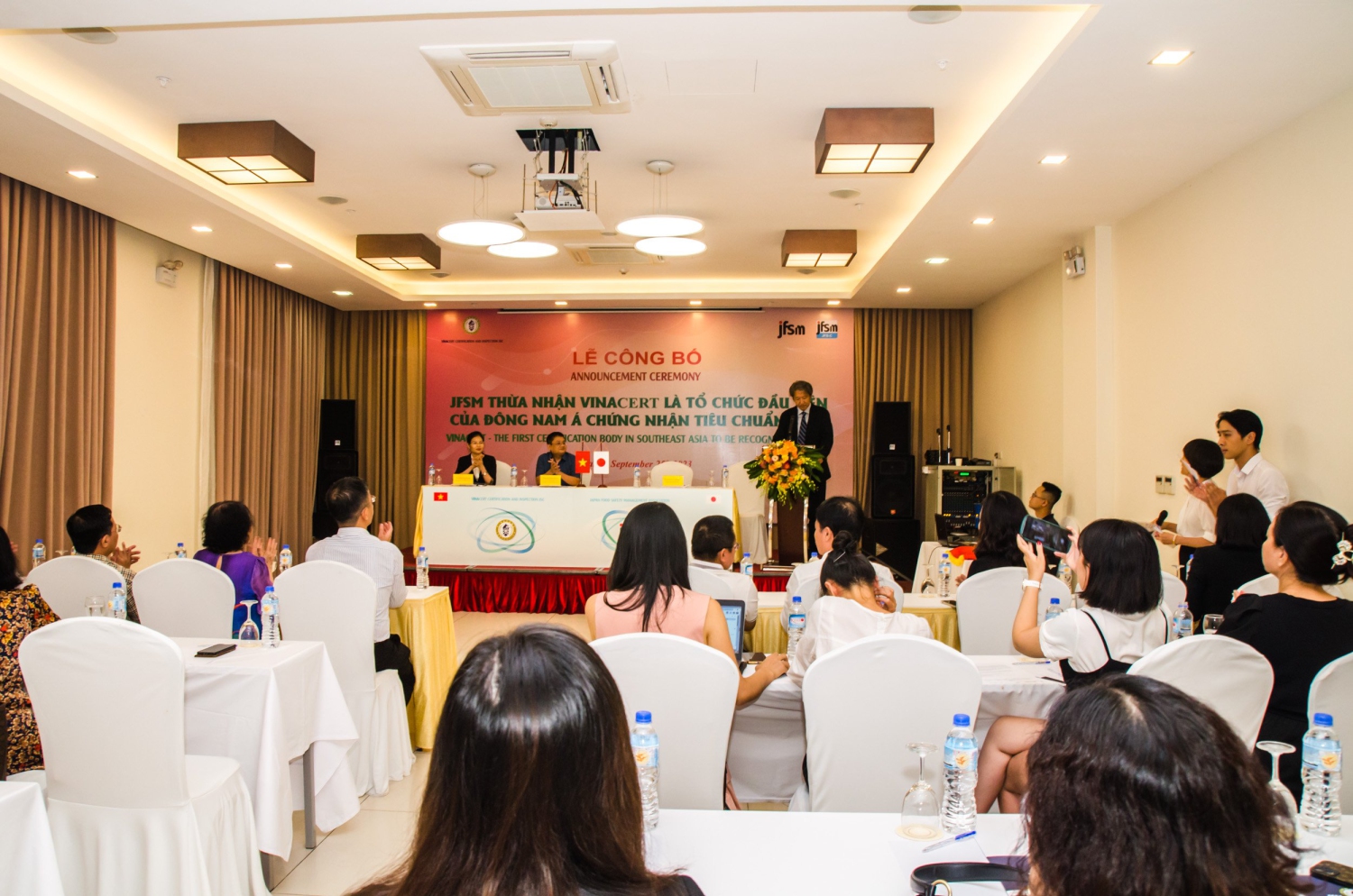 Toàn cảnh buổi lễ