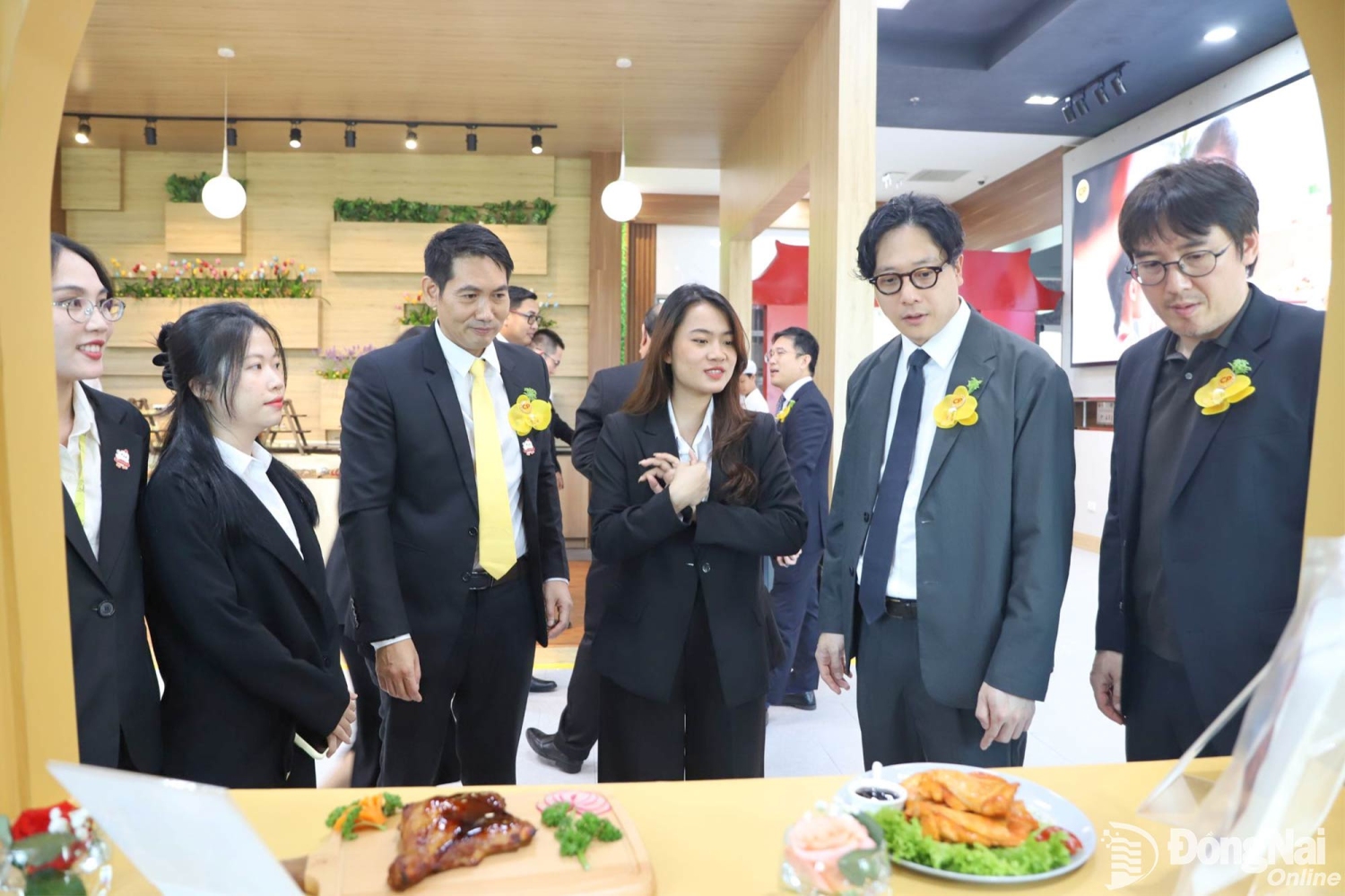 lô thịt gà chế biến đầu tiên của Việt Nam xuất khẩu vào thị trường Hàn Quốc 2