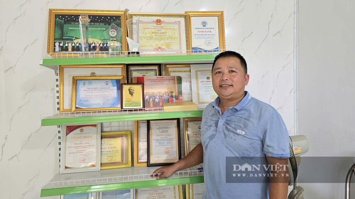 Nhà khoa học của nhà nông ở Quảng Trị được bình chọn là Nông dân Việt Nam xuất sắc 40 năm Đổi mới ảnh 7
