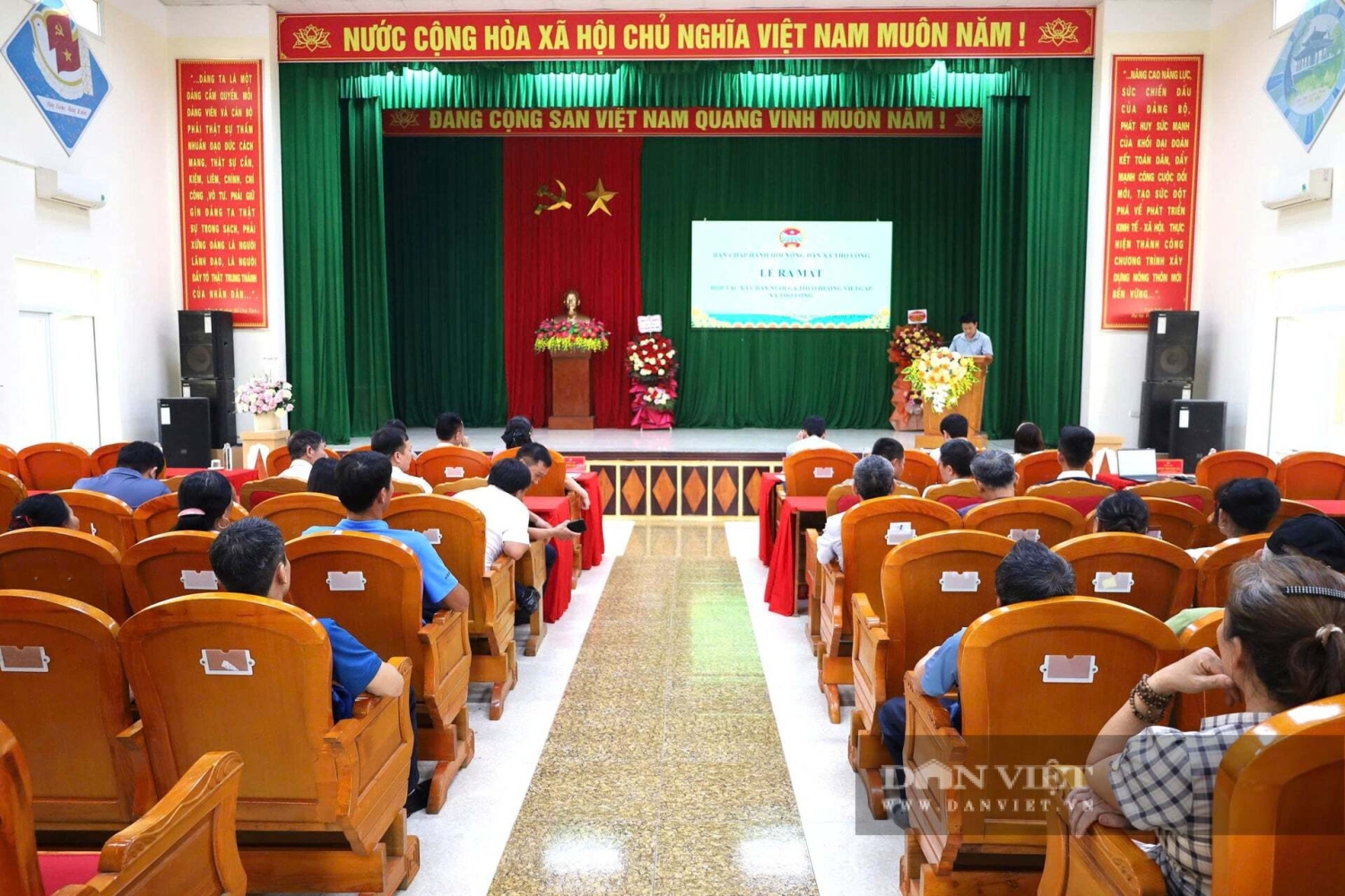 Thanh Hóa Giải ngân 500 triệu đồng từ Quỹ Hỗ trợ nông dân để phát triển chăn nuôi gà theo hướng VietGAP